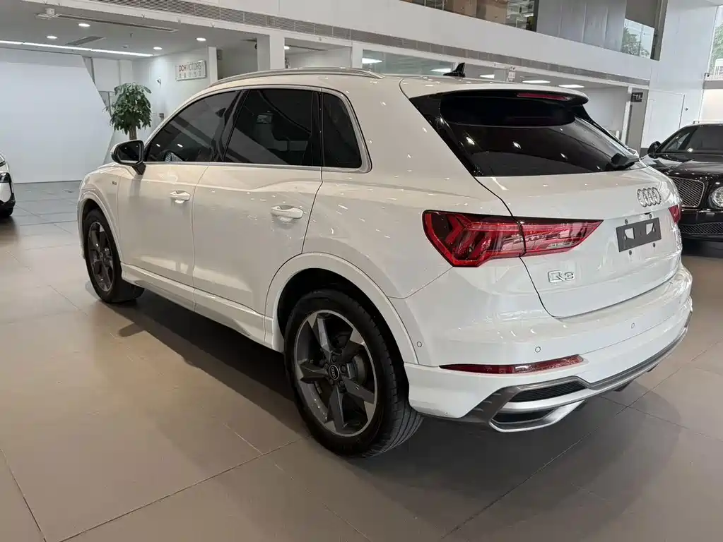 Audi Q3 — миниатюра 6