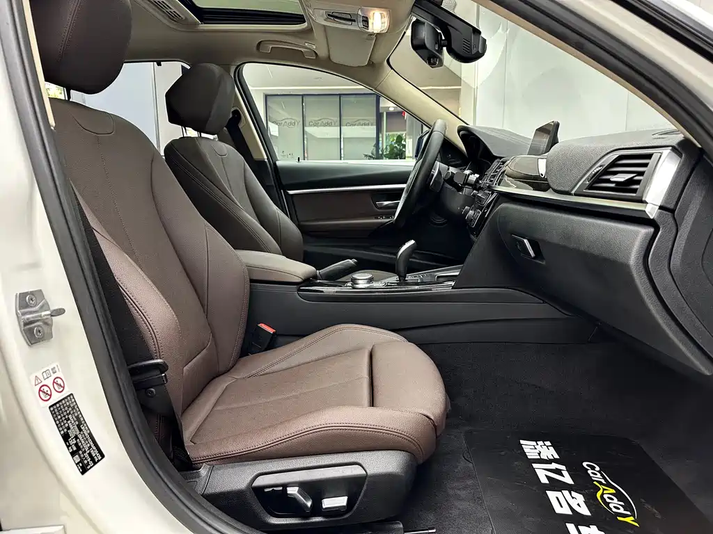 BMW 3 Series — миниатюра 14