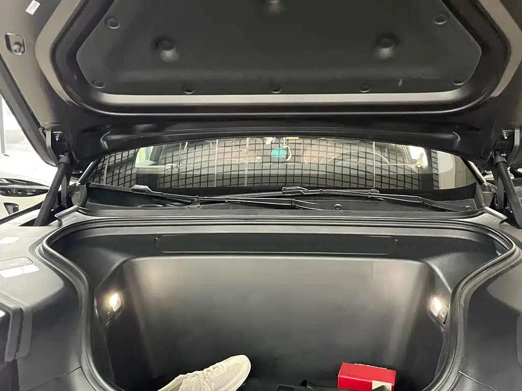 NIO ES8 — миниатюра 14