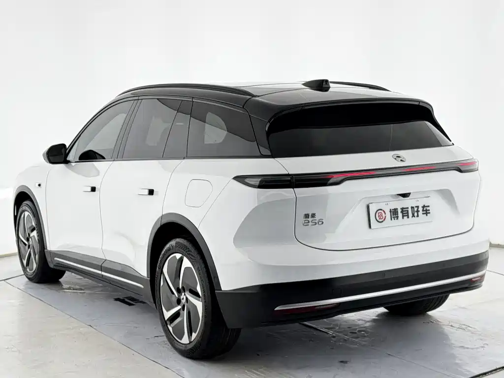 NIO ES6 — миниатюра 14