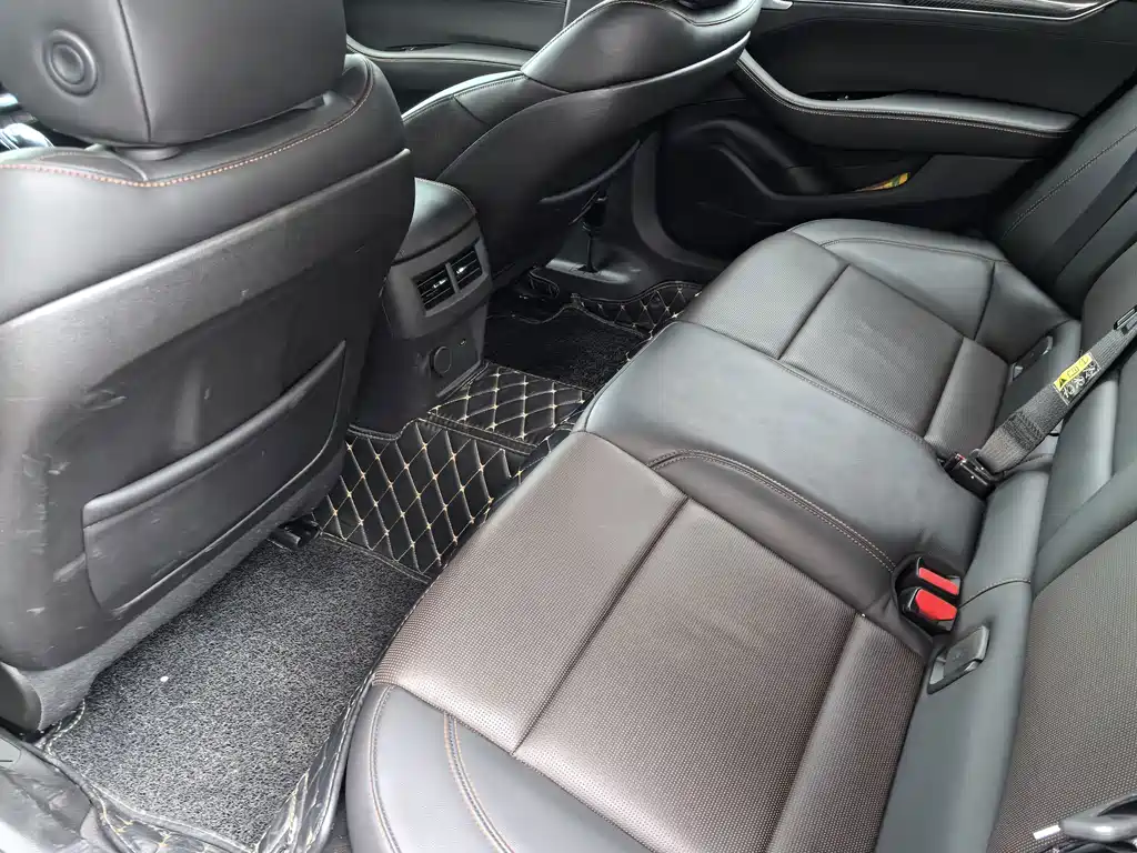 Cadillac CT5 — миниатюра 10