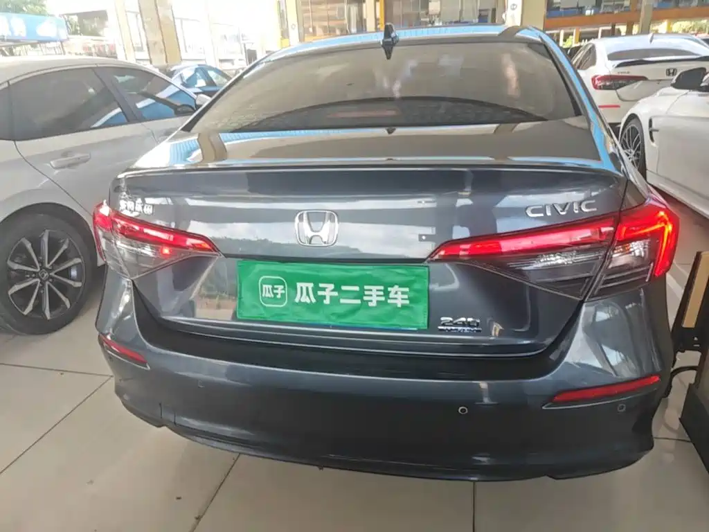 Honda Civic — миниатюра 6