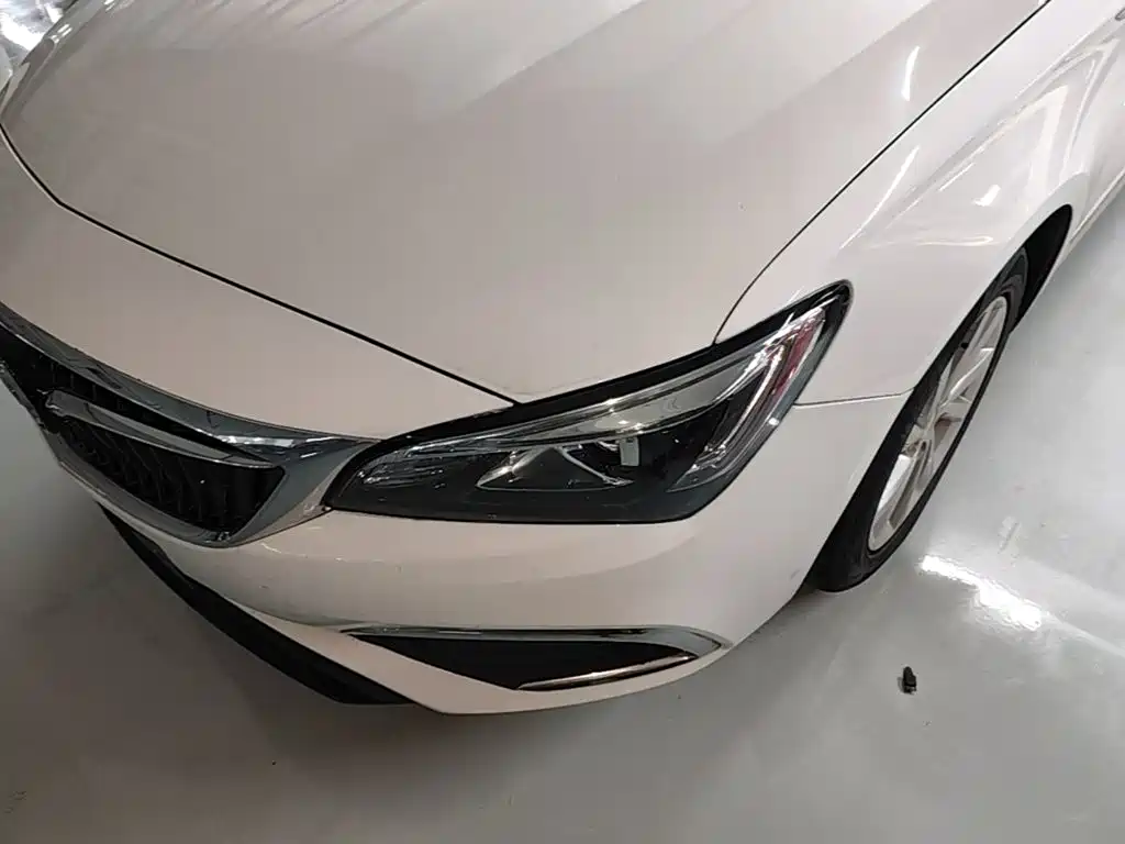 Buick Verano — миниатюра 24