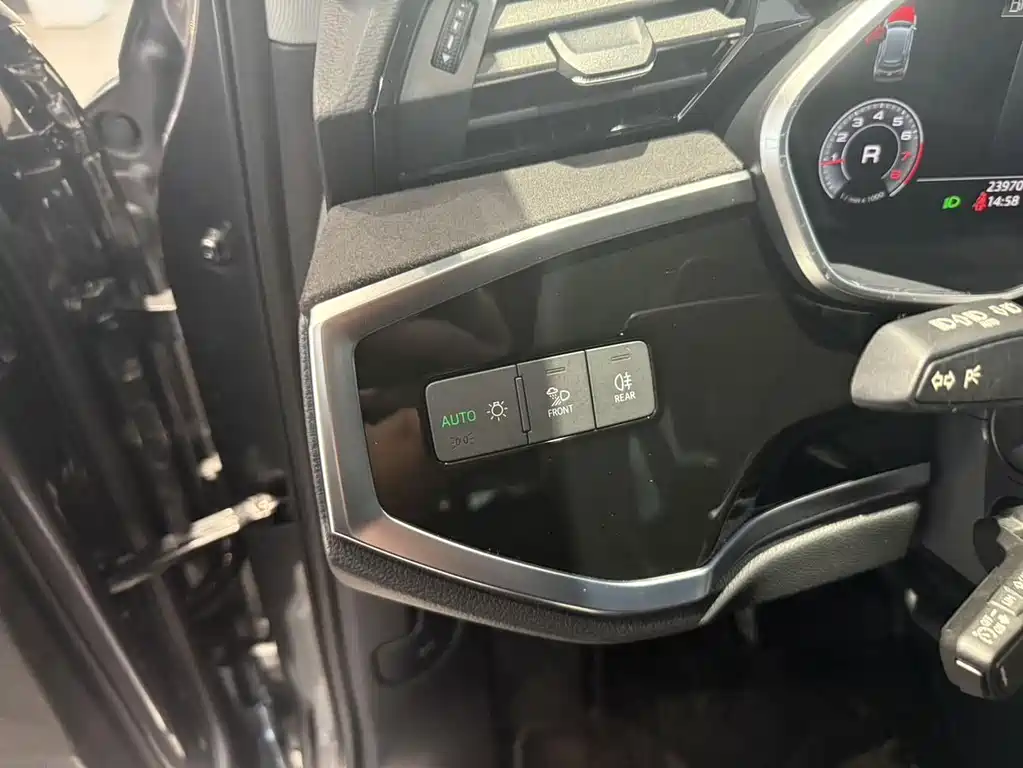Audi Q3 — миниатюра 11