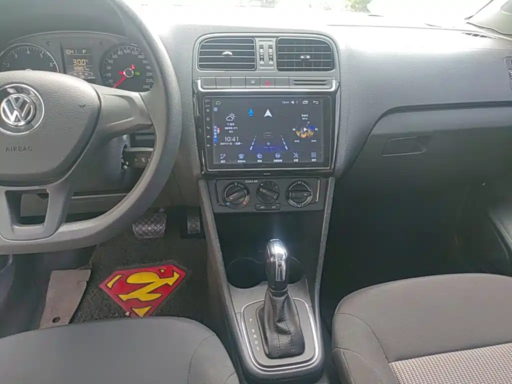 Volkswagen Polo — миниатюра 13