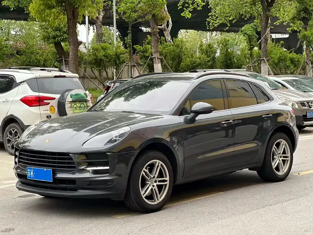 Porsche Macan 2020