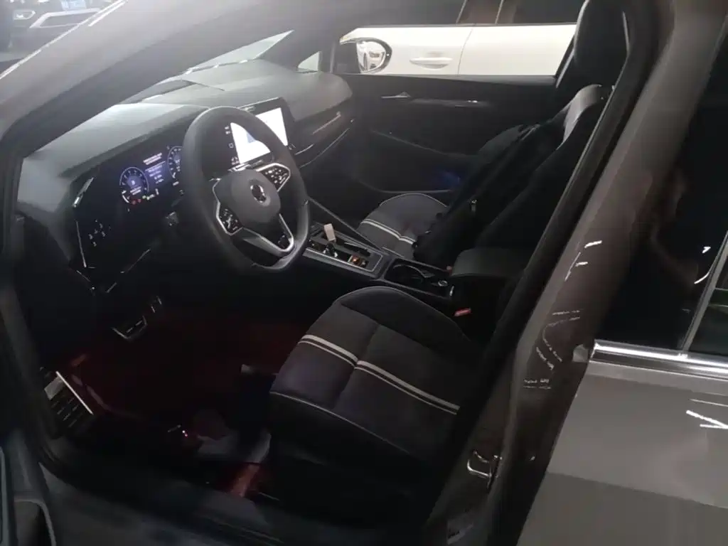 Volkswagen Golf — миниатюра 15