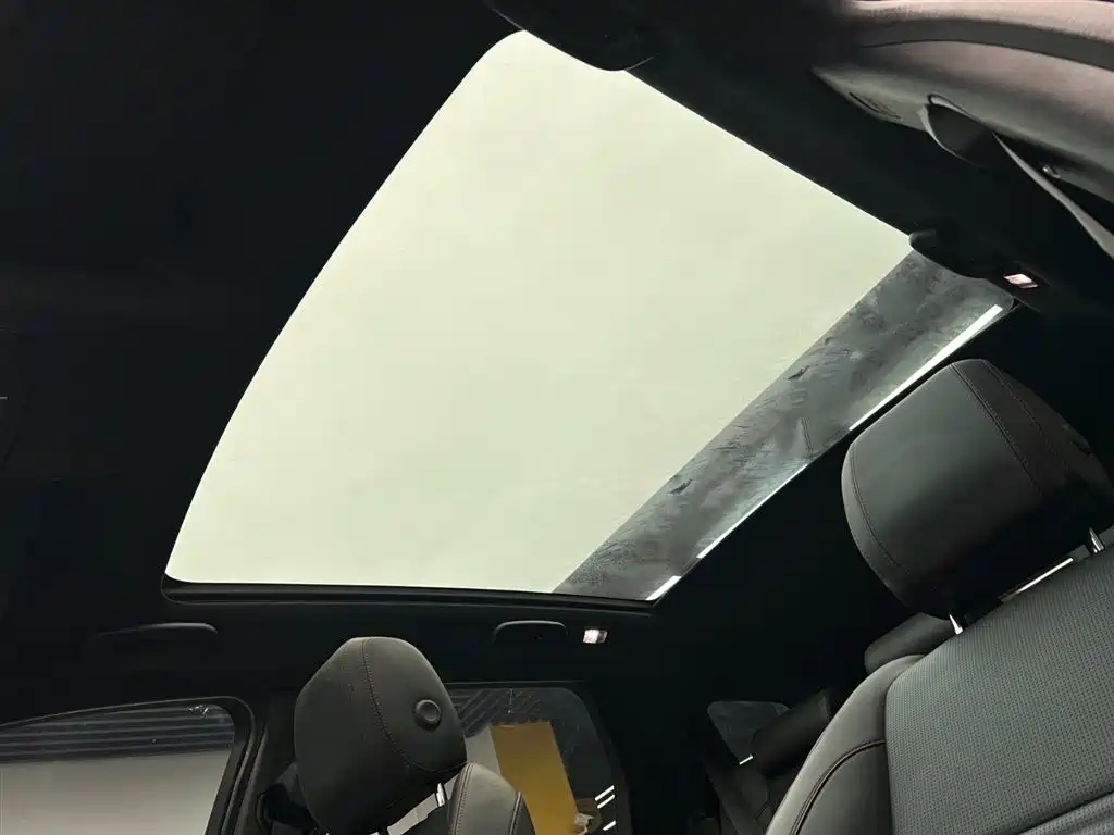 LAND ROVER DISCOVER SPORTS