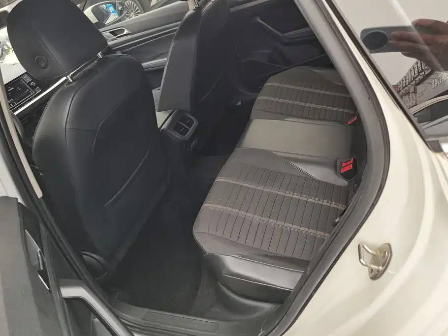 Volkswagen Lavida — миниатюра 11