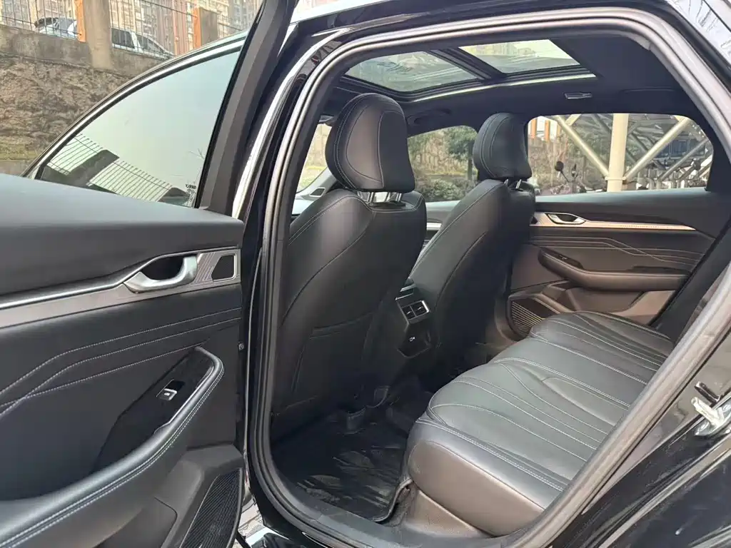 GEELY AUTOMOBILE XINGRUI