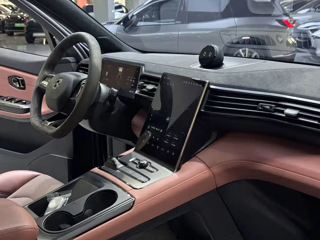 NIO EC6 — миниатюра 20