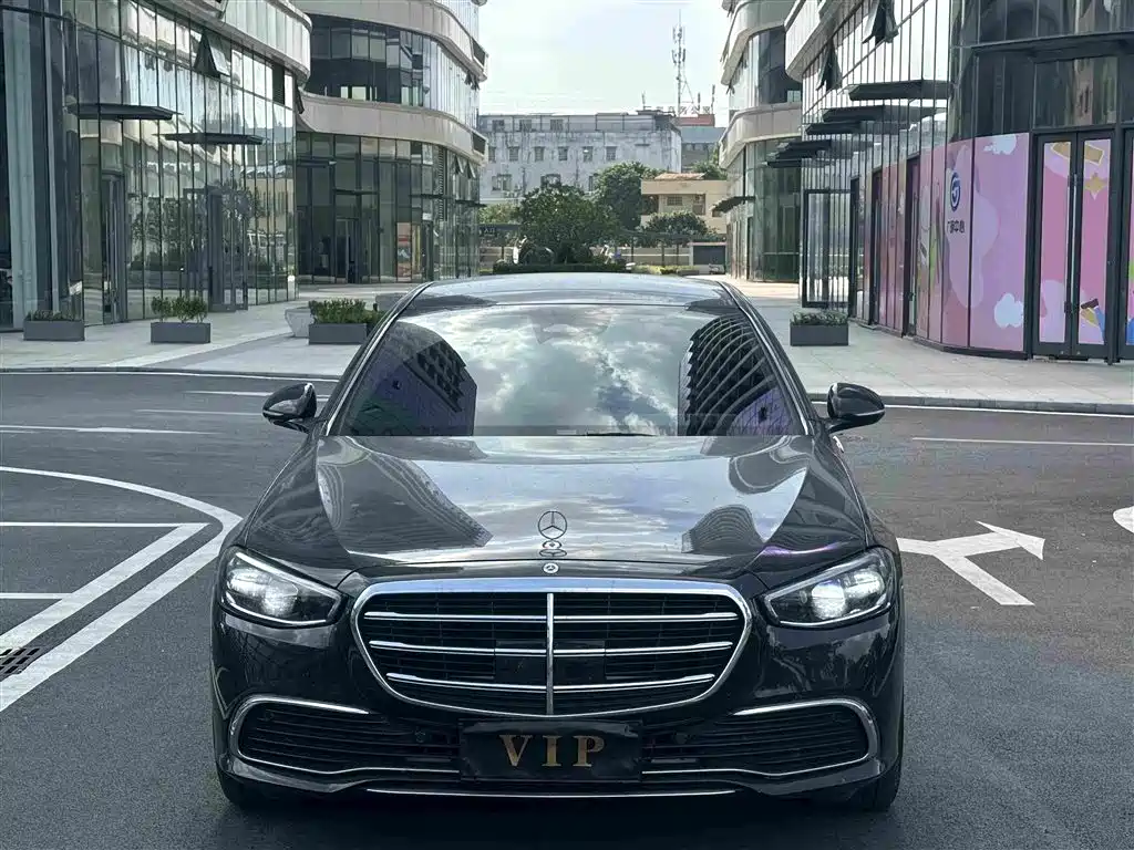 Mercedes-Benz S-Class — миниатюра 2