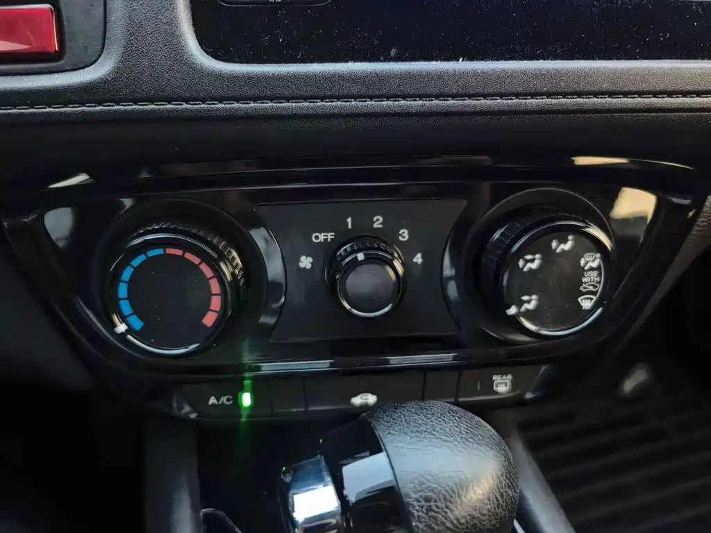Honda Vezel — миниатюра 5