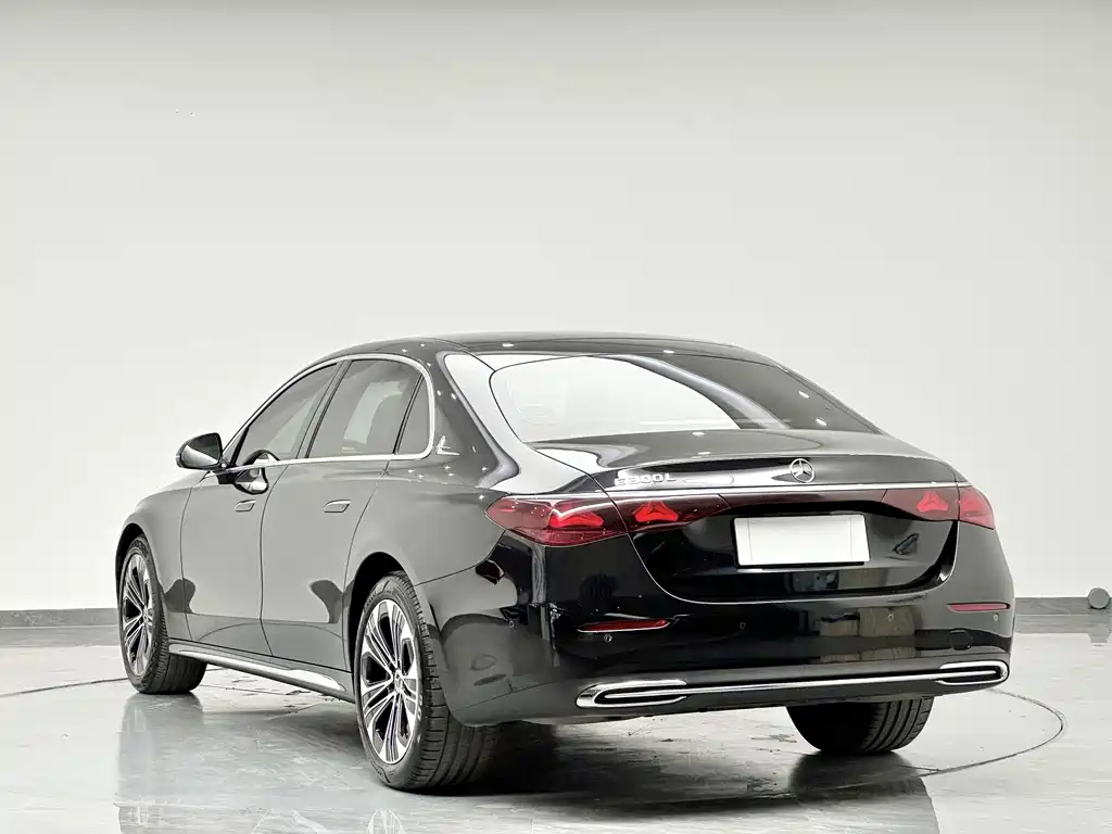 Mercedes-Benz E-Class E 2026 E 300 L Luxury