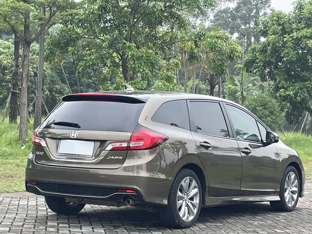 Honda Jade — миниатюра 8