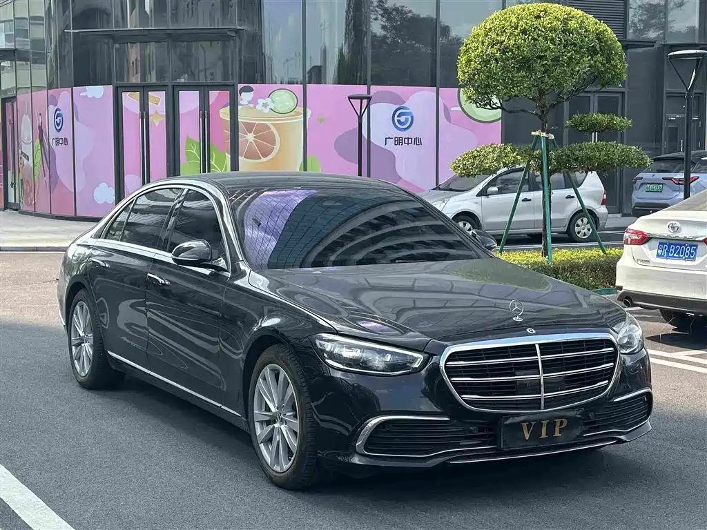 Mercedes-Benz S-Class — миниатюра 3