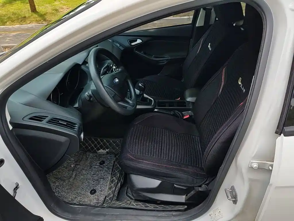 Ford Focus — миниатюра 15