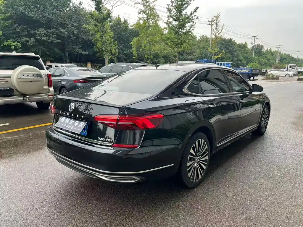 Volkswagen Passat — миниатюра 9
