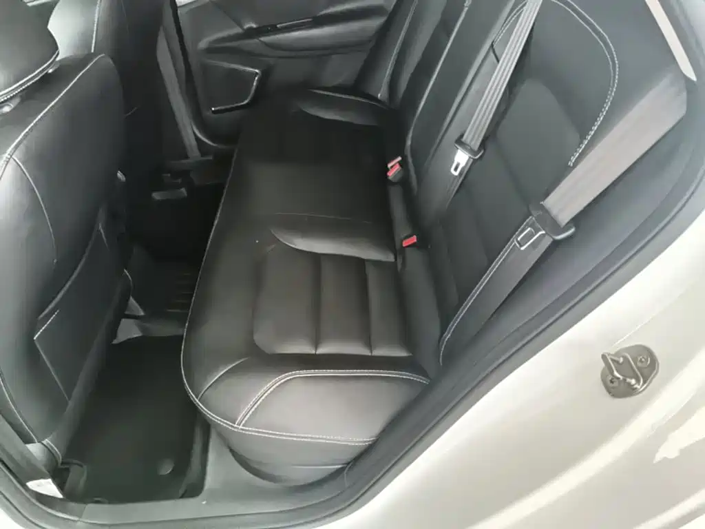 Geely Emgrand GL — миниатюра 17