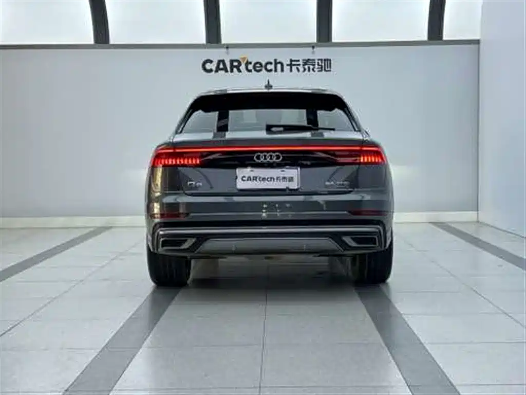Audi Q8 2019 55 TFSI Premium