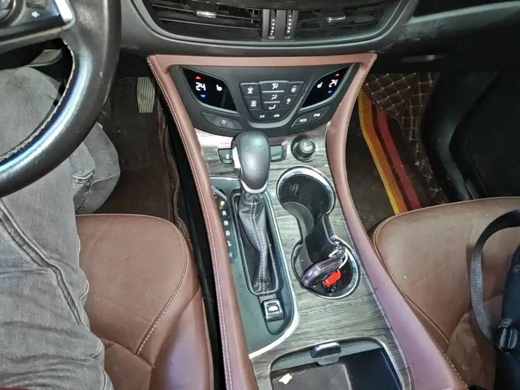 Buick Envision Plus — миниатюра 14