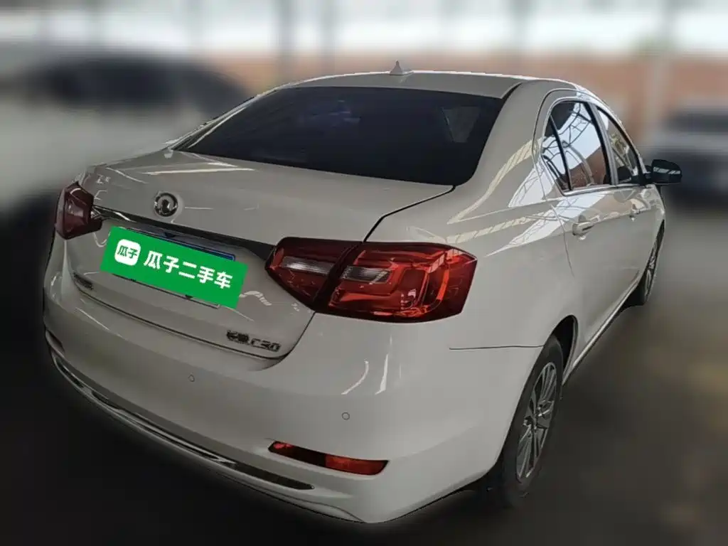 Great Wall Great Wall C30 — миниатюра 10