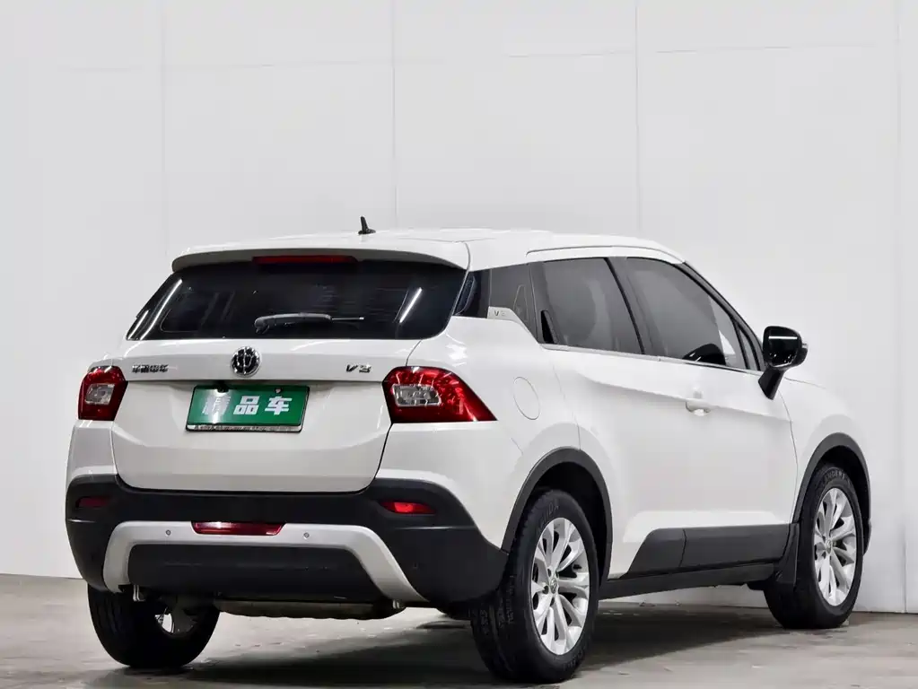 Brilliance V3 2016 1.5L AT