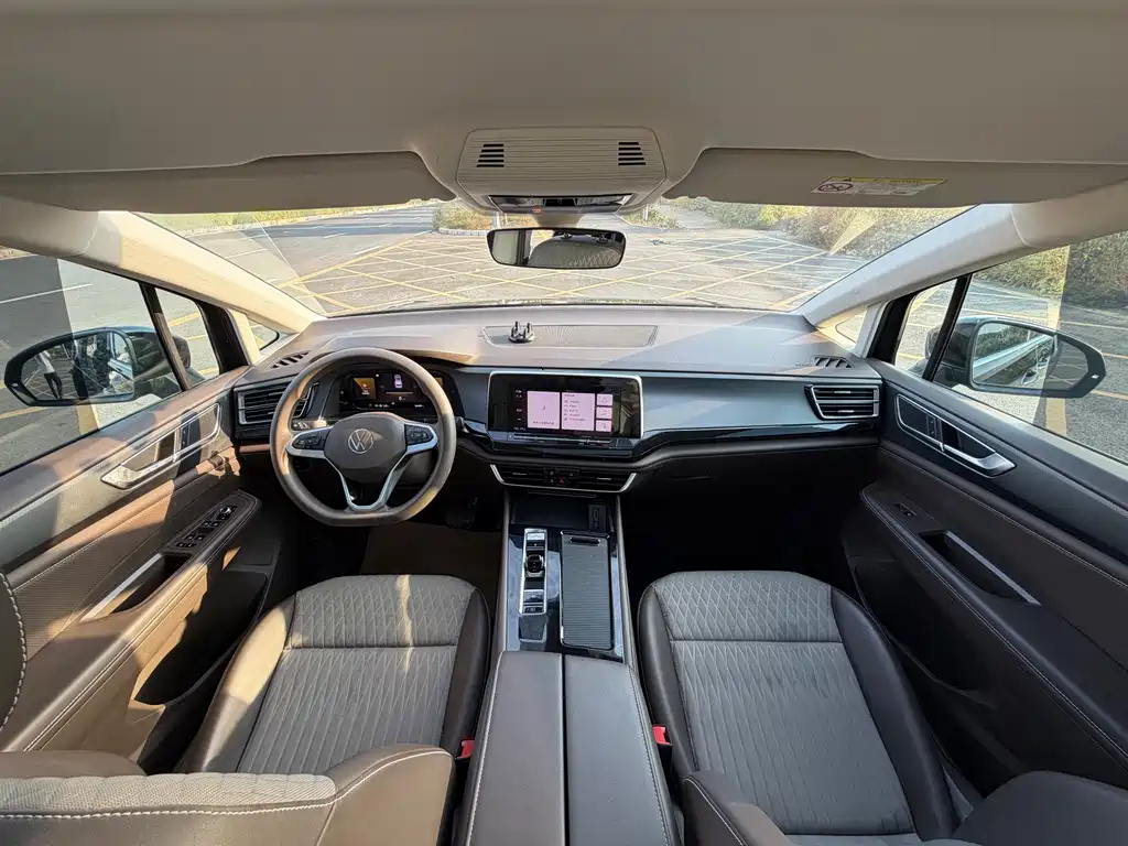 Volkswagen Viloran — миниатюра 10