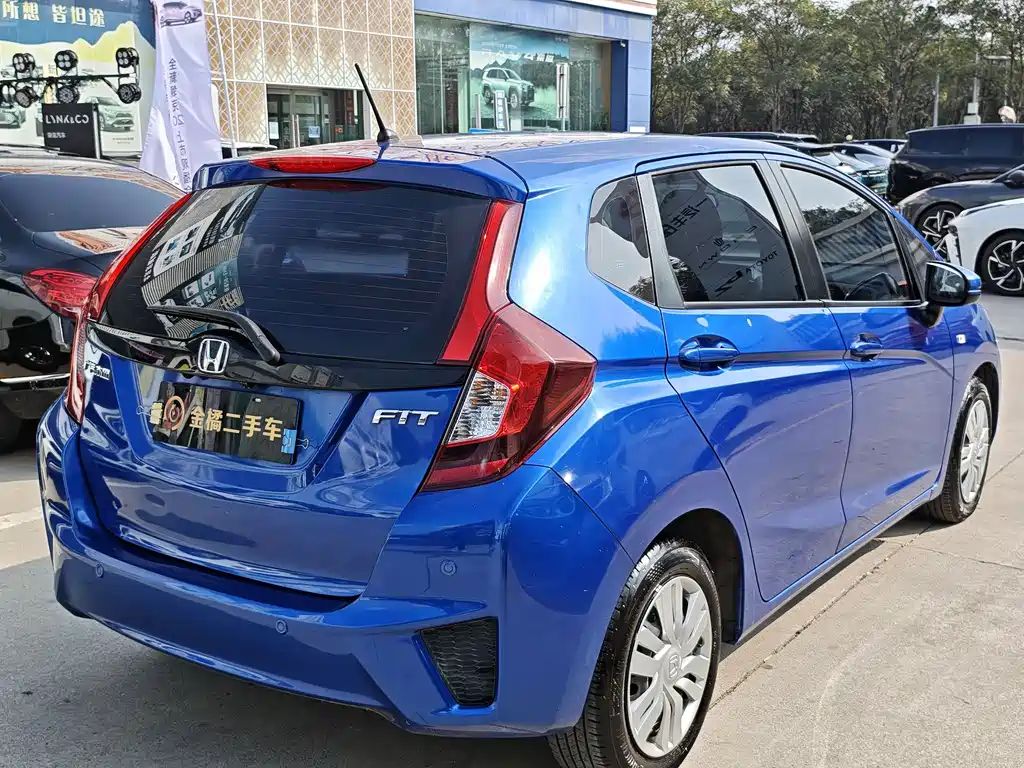 Honda Fit — миниатюра 3