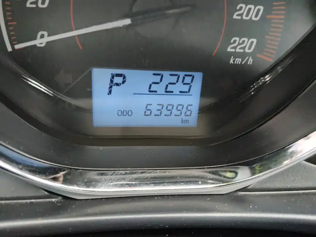 Toyota Yaris L — миниатюра 5