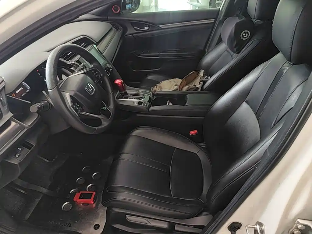 Honda Civic — миниатюра 15