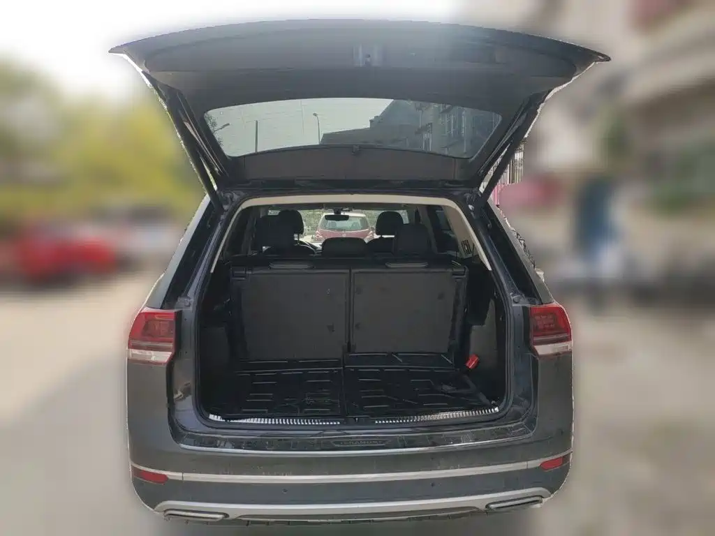Volkswagen Teramont — миниатюра 10
