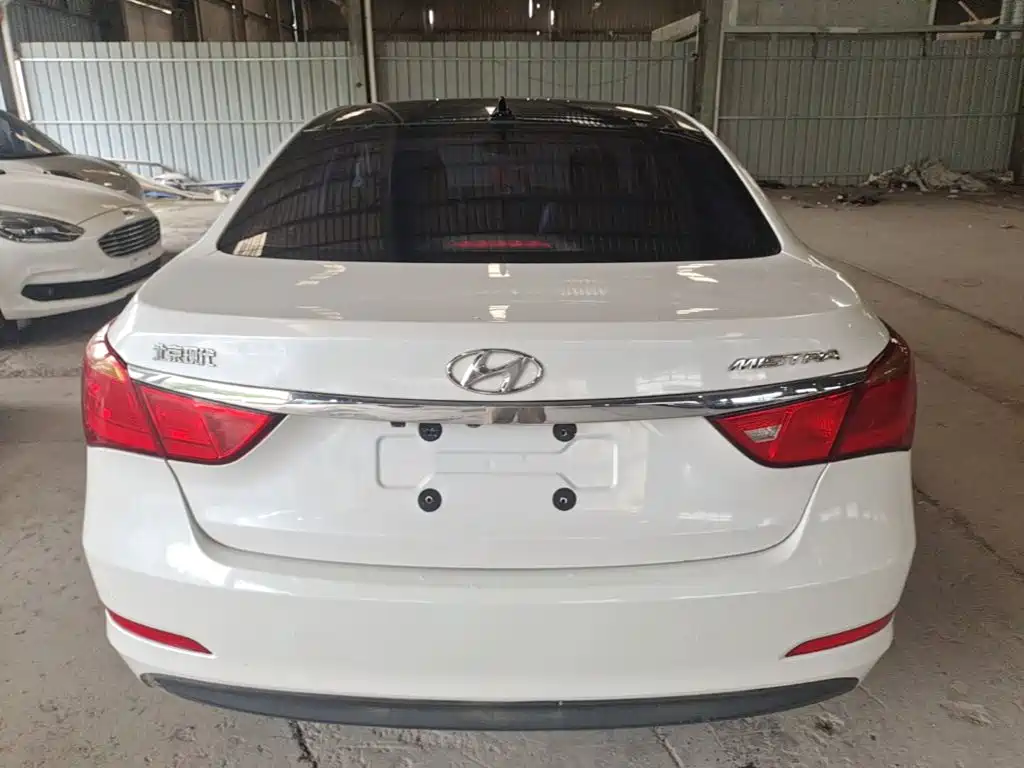 Hyundai Mistra — миниатюра 6