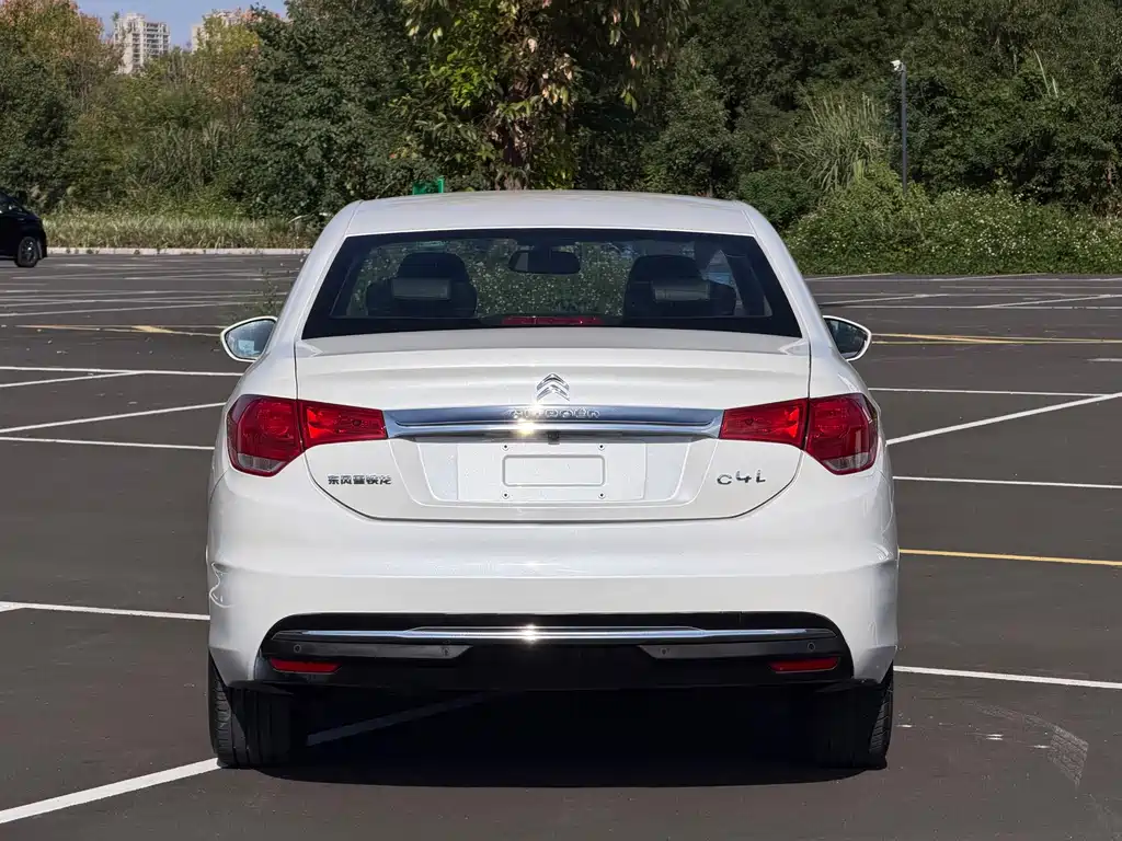 Citroen C4L — миниатюра 5