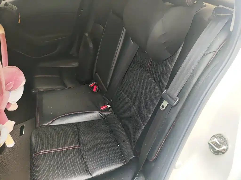 Mazda 3 Axela — миниатюра 18
