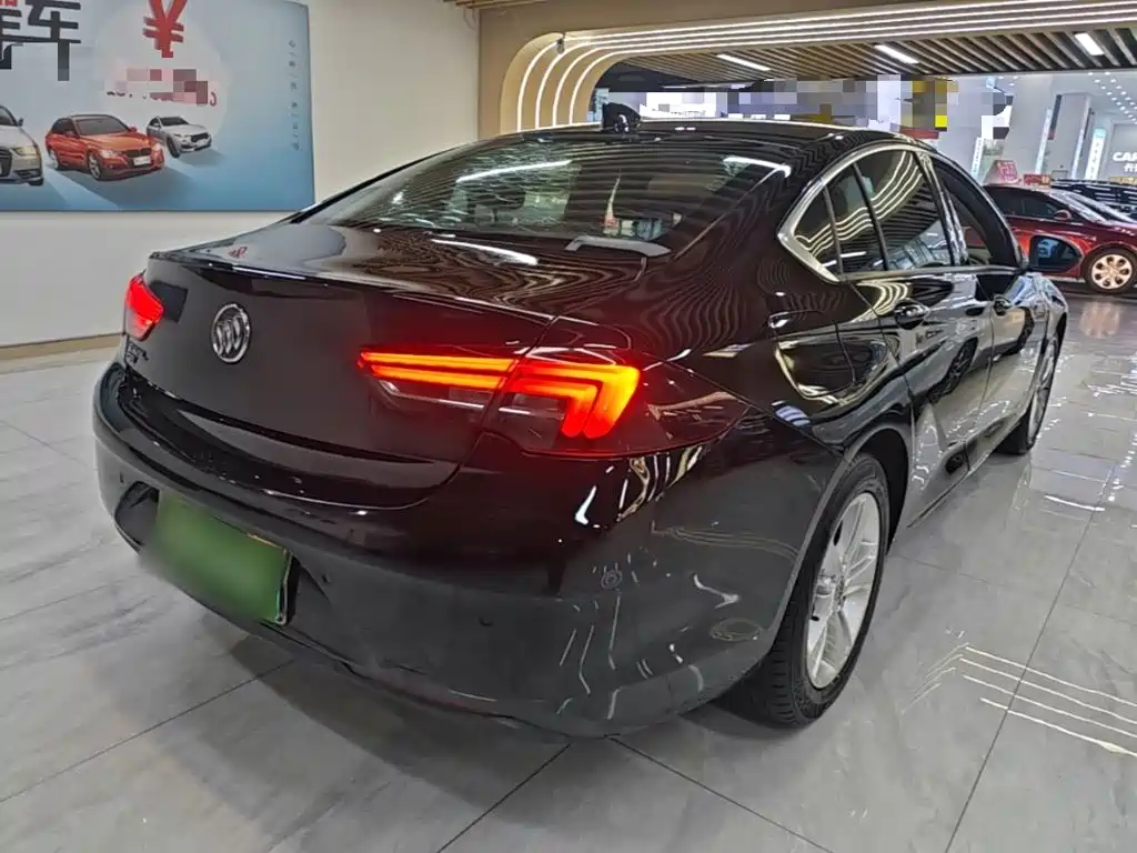 Buick Regal — миниатюра 7
