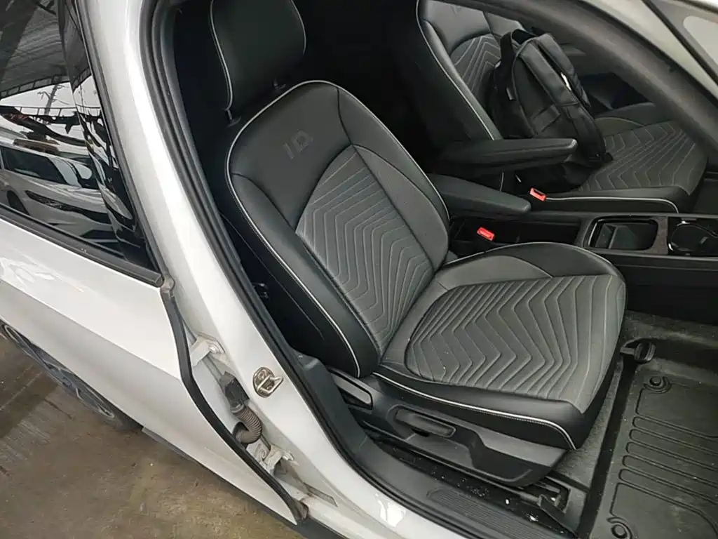 Volkswagen ID.3 — миниатюра 25