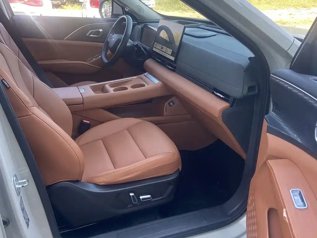 Haval Xiaolong MAX — миниатюра 3