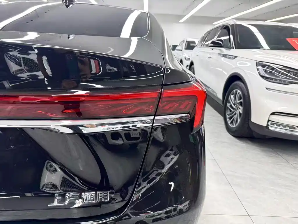 Buick LaCrosse — миниатюра 20