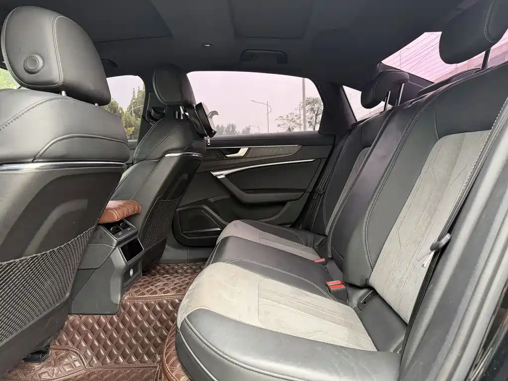 Audi A6L — миниатюра 5