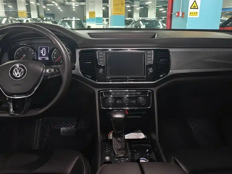 Volkswagen Teramont — миниатюра 2