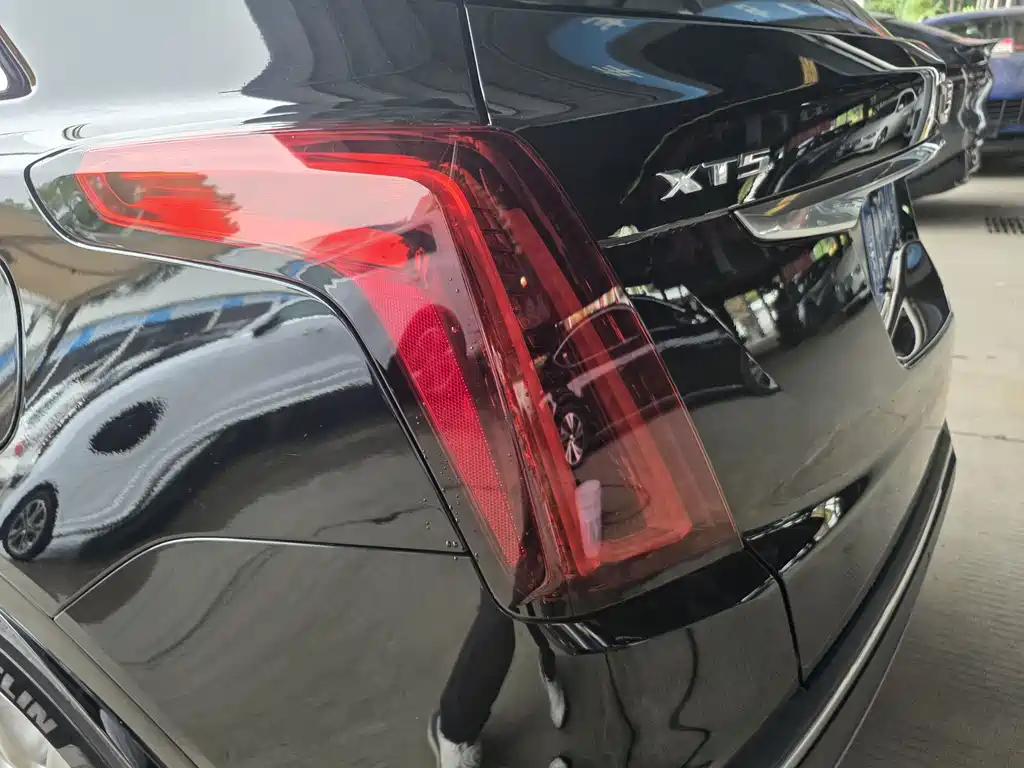 Cadillac XT5 — миниатюра 9