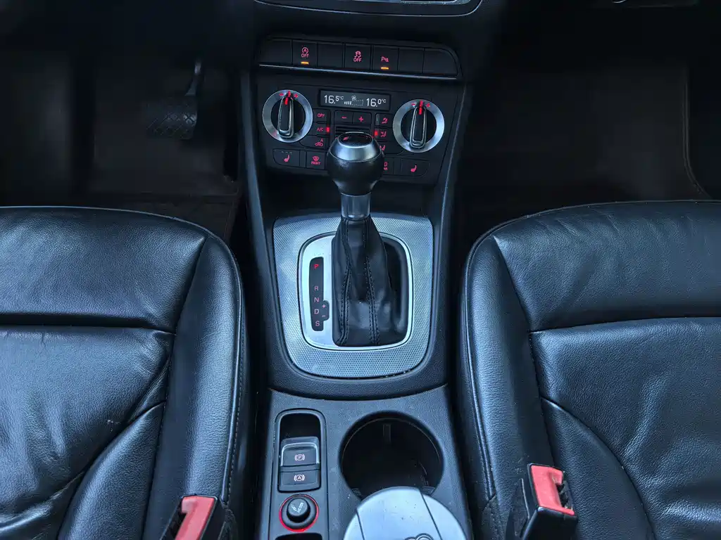Audi Q3 — миниатюра 12