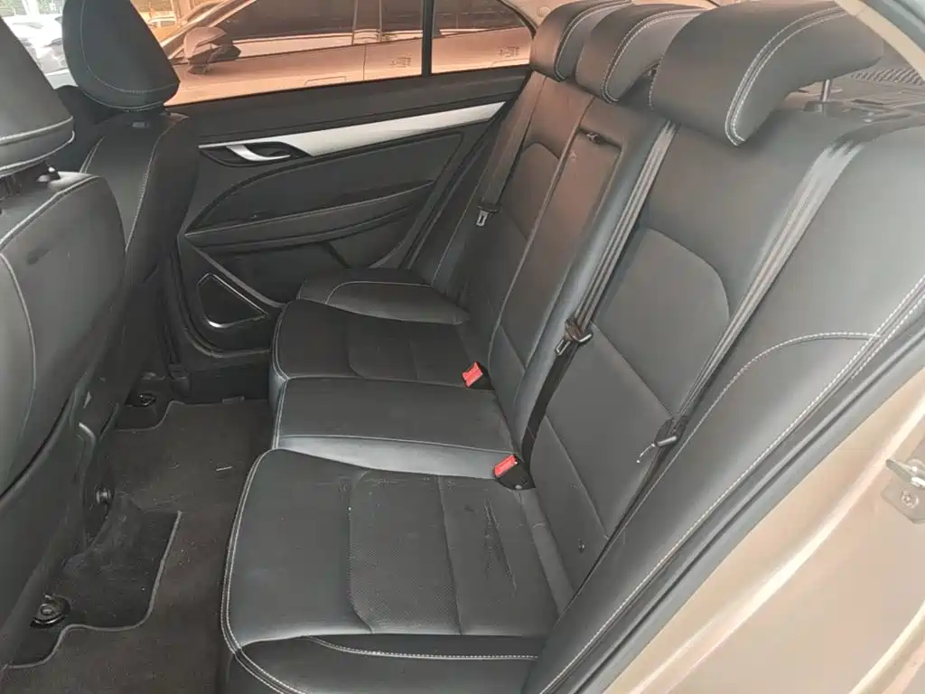 Geely Emgrand — миниатюра 17