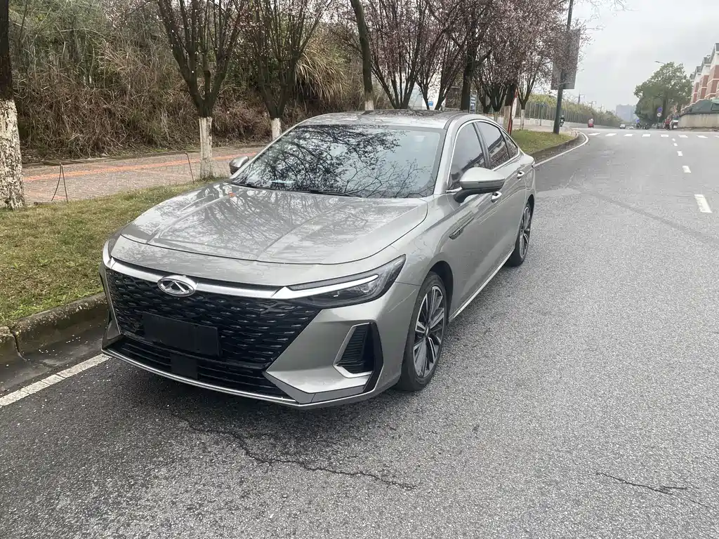 Chery Arrizo 8
