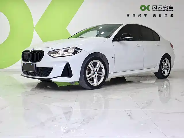 BMW  1 SERIES 2021