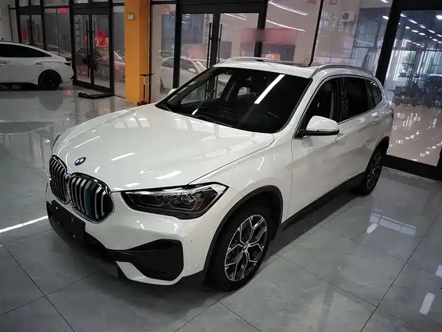 BMW  X1