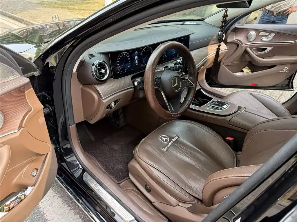 Mercedes-Benz E-Class E 2022 E 300 L Fashion