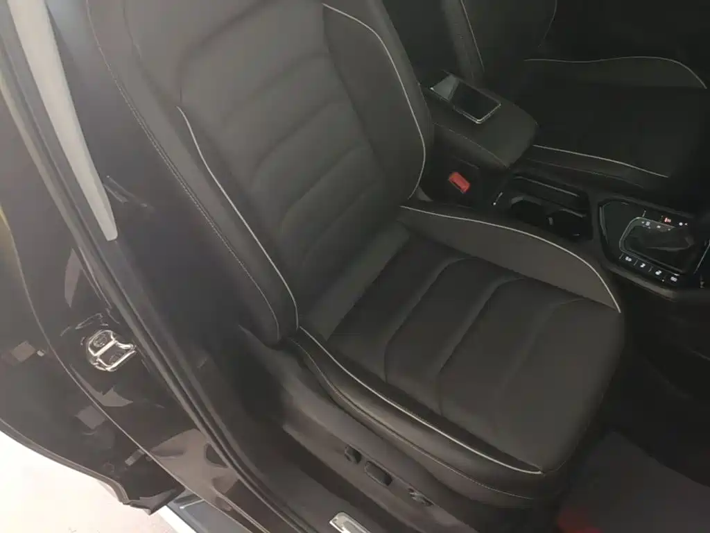 Volkswagen Tiguan L — миниатюра 25