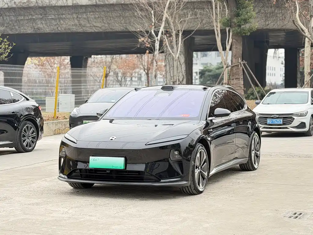 NIO NIO ET5T